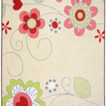 A pretty beige kids rug with warm flowers.